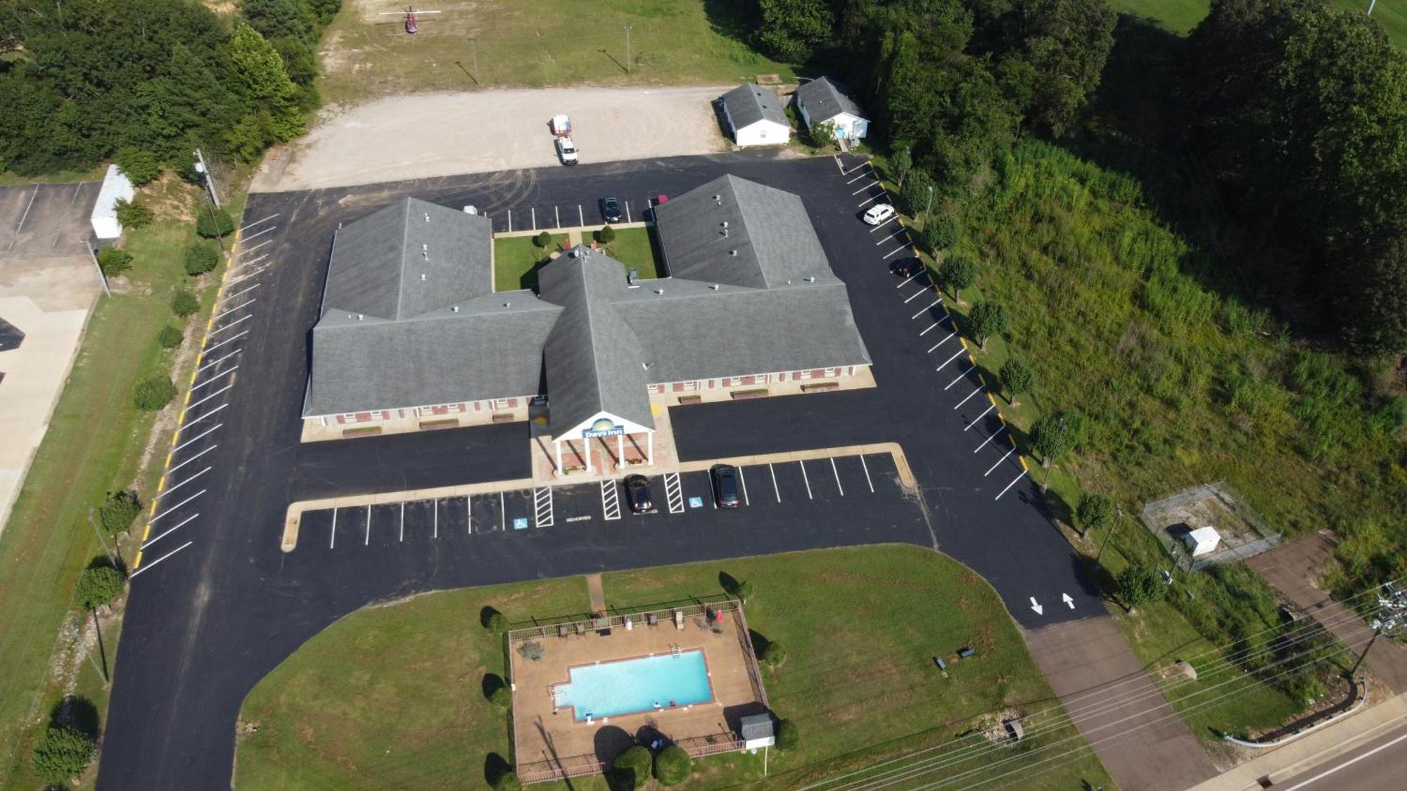 Days Inn By Wyndham Savannah Exterior photo